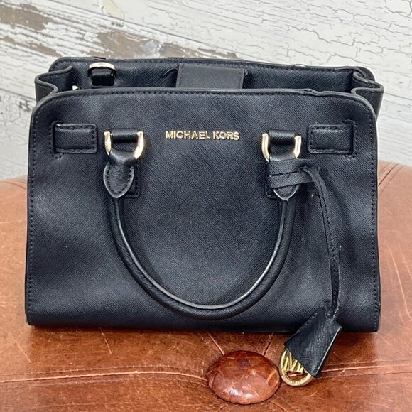 MICHAEL KORS Small Dillon Convertible Crossbody Satchel Black 30H4GAIM1L - Picture 5 of 16